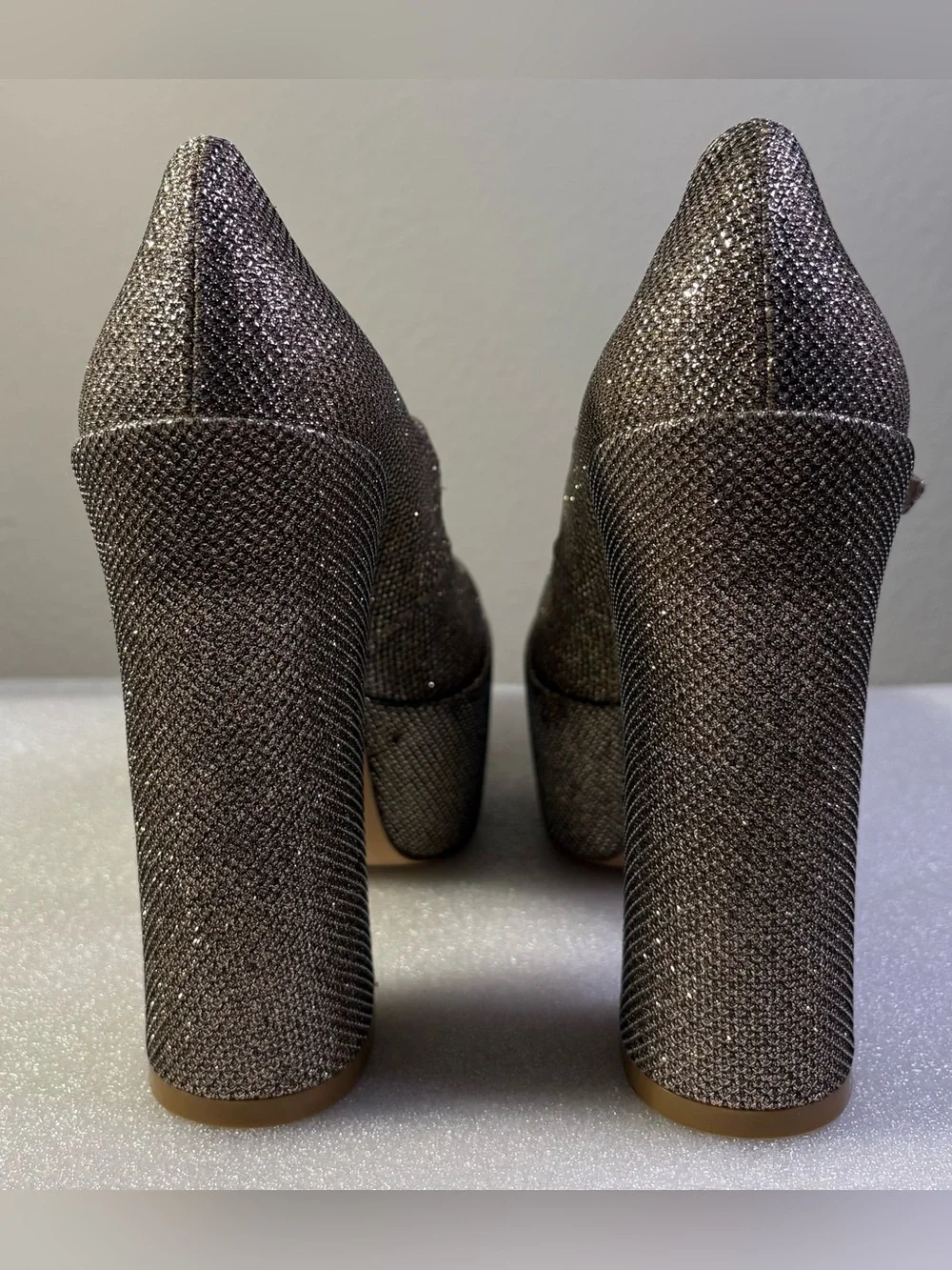 Stuart Weitzman Mary Jane Platform Heels Metallic Adobe Glitter 7 / 37.5